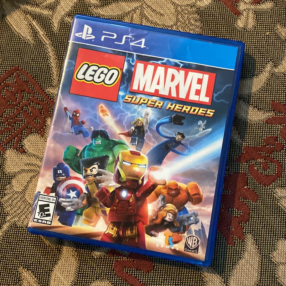 Lego marvel superheroes PS4 game